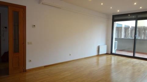 Foto 3 de Piso de alquiler en  Progres, Progrés - Pep Ventura, Barcelona