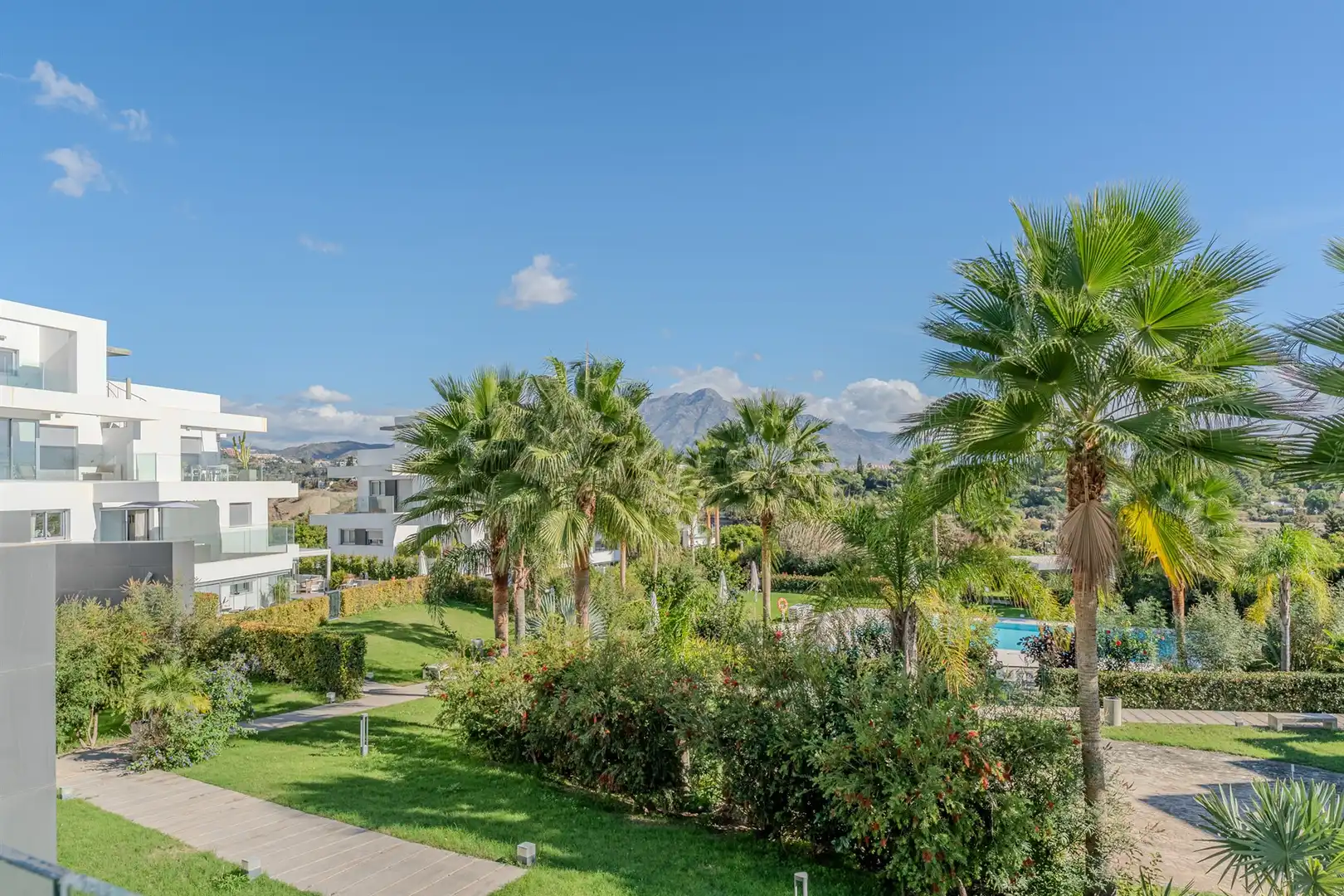Jardí de Apartament en venda en Estepona