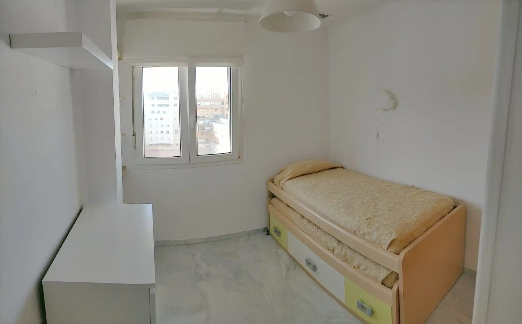 Habitación de Piso en venta en Cádiz