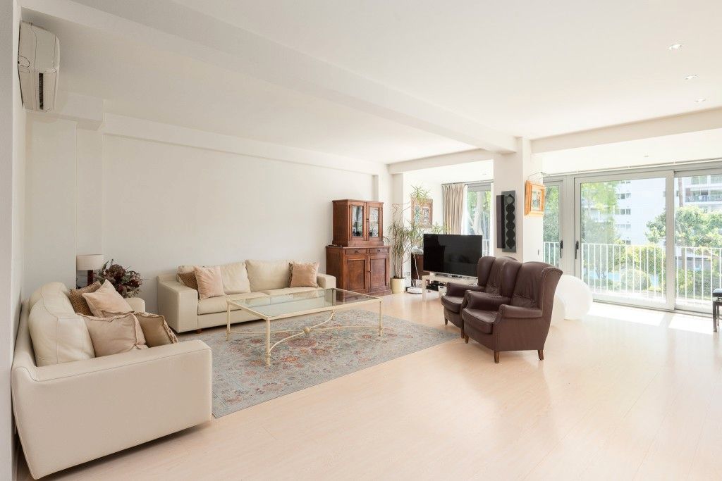 Sala d'estar de Apartament en venda en  Barcelona Capital amb Aire condicionat, Calefacció i Parquet