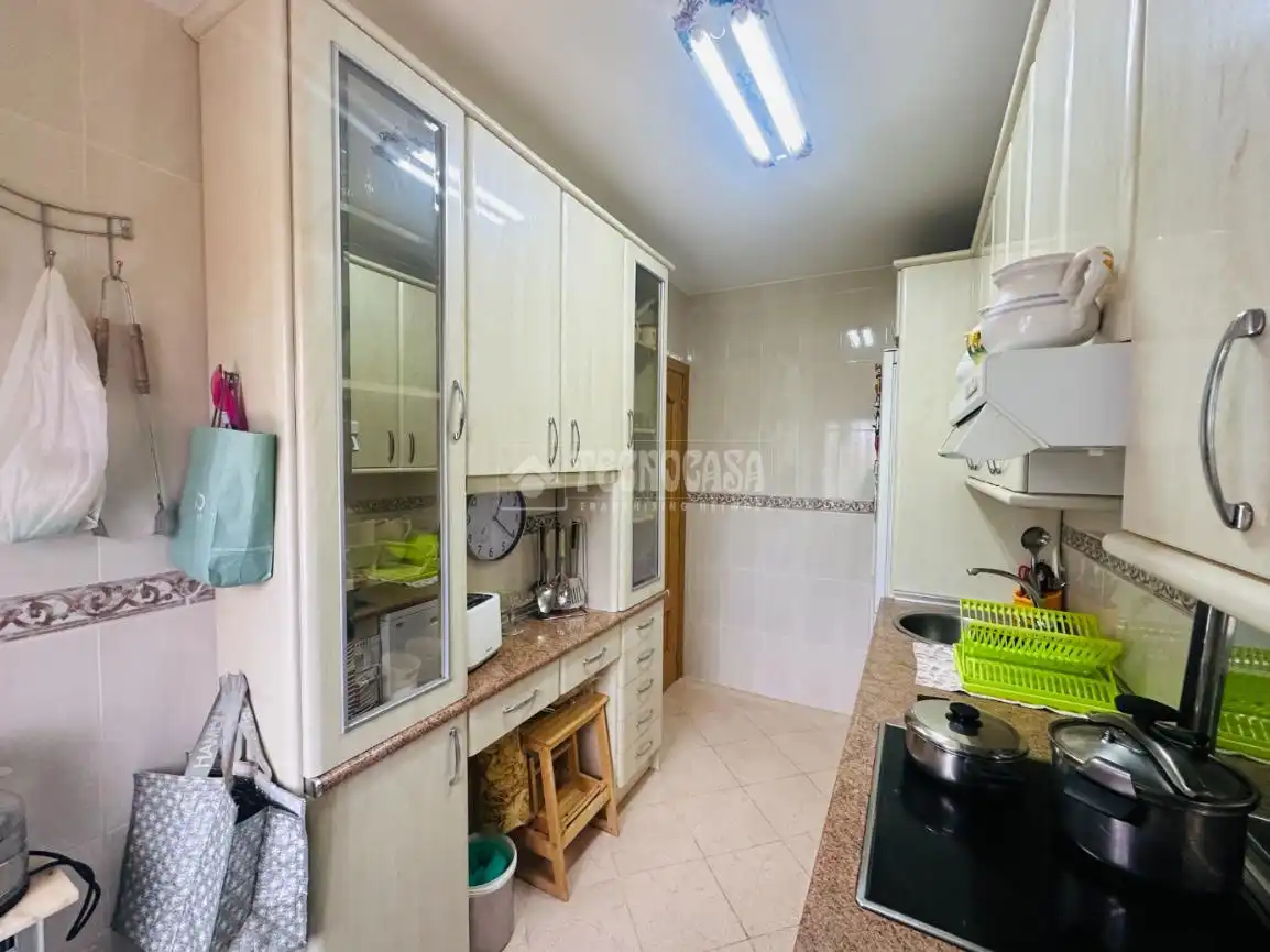 Cocina de Casa o chalet en venta en Escalona con Calefacción, Piscina y Amueblado