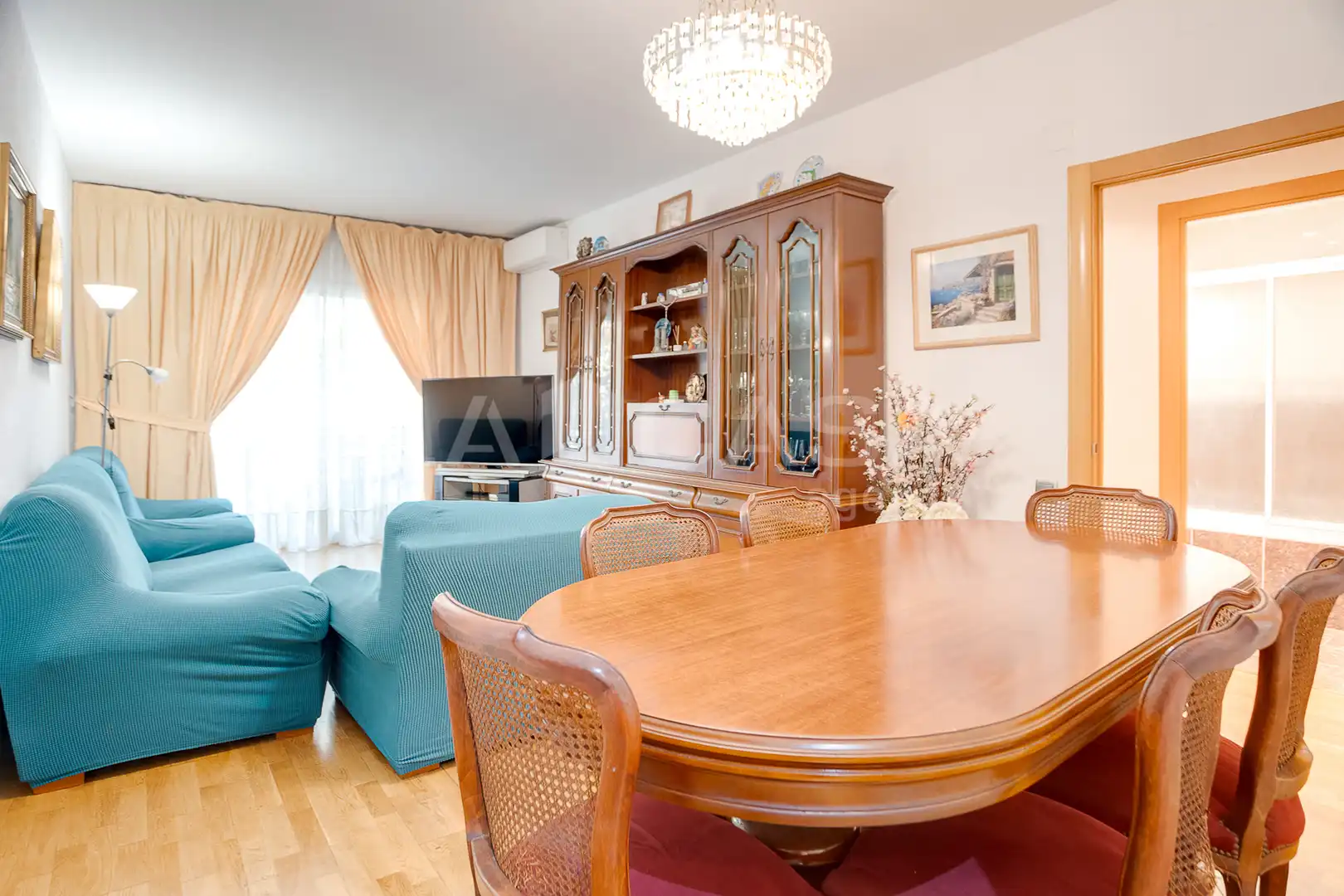 Sala d'estar de Pis en venda en Barcelona amb Aire condicionat, Parquet i Moblat