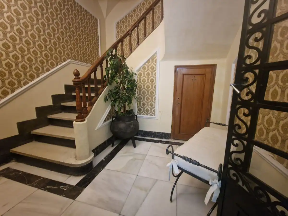 Piso con terraza en venta en Centro Ciudad, imagen 2