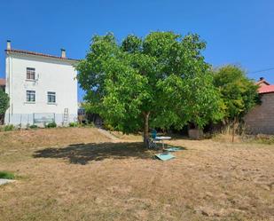 Jardí de Casa o xalet en venda en Saldaña de Burgos amb Jardí privat i Terrassa