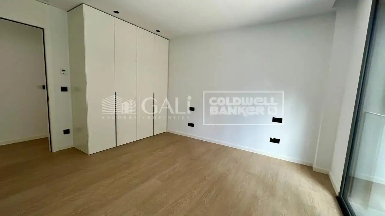 Flat with lift to rent in Calle Paraires, imagen 11