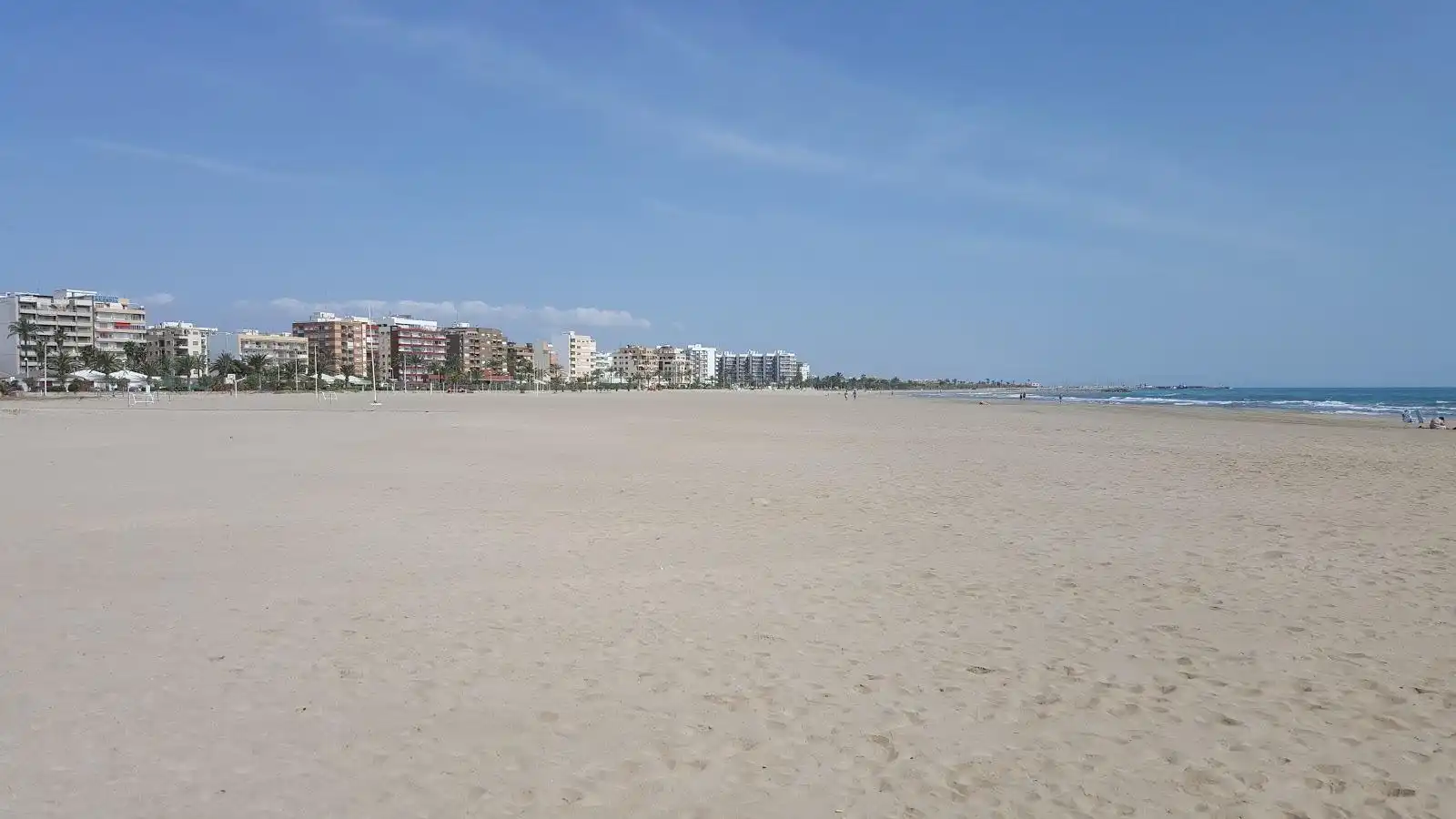 Vista exterior de Pis en venda en Sagunto / Sagunt amb Aire condicionat, Calefacció i Moblat