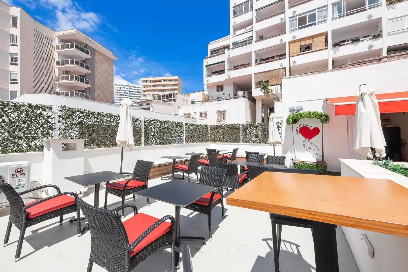 Terrasse von Geschaftsraum zum Verkauf in  Palma de Mallorca mit Klimaanlage, Terrasse und Möbliert