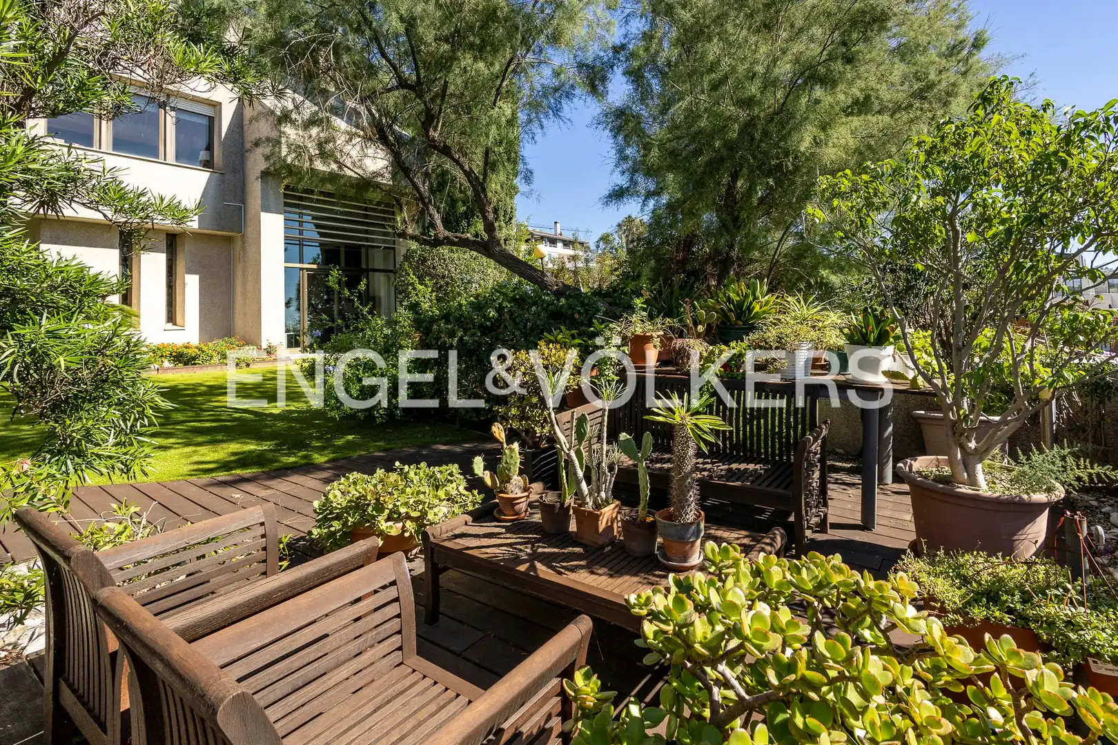 Casa con balcón en venta en La Miranda, imagen 13