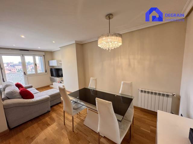 Piso en Venta en Oviedo - CALLE GENERAL ELORZA en Salesas - Foncalada - Campoamor