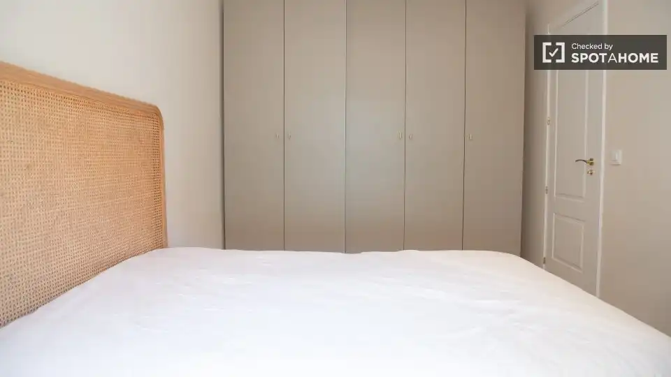 Room in Guindalera
