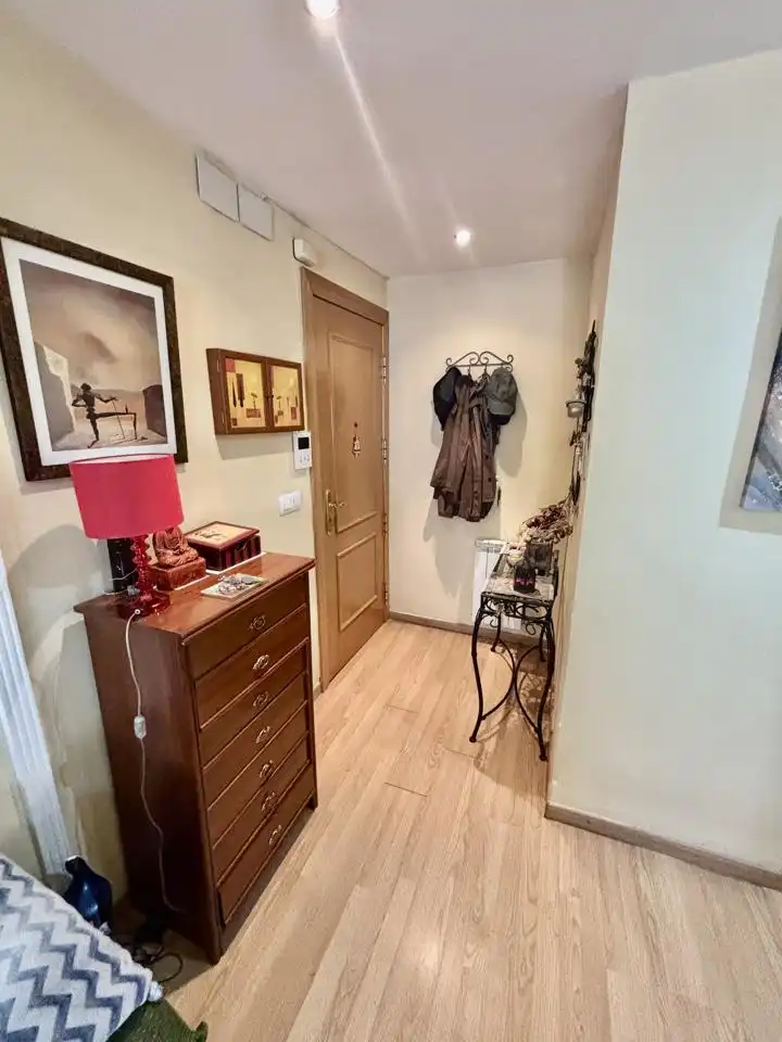 Flat for sale in Zaragoza  with Air Conditioner, Heating and Balcony