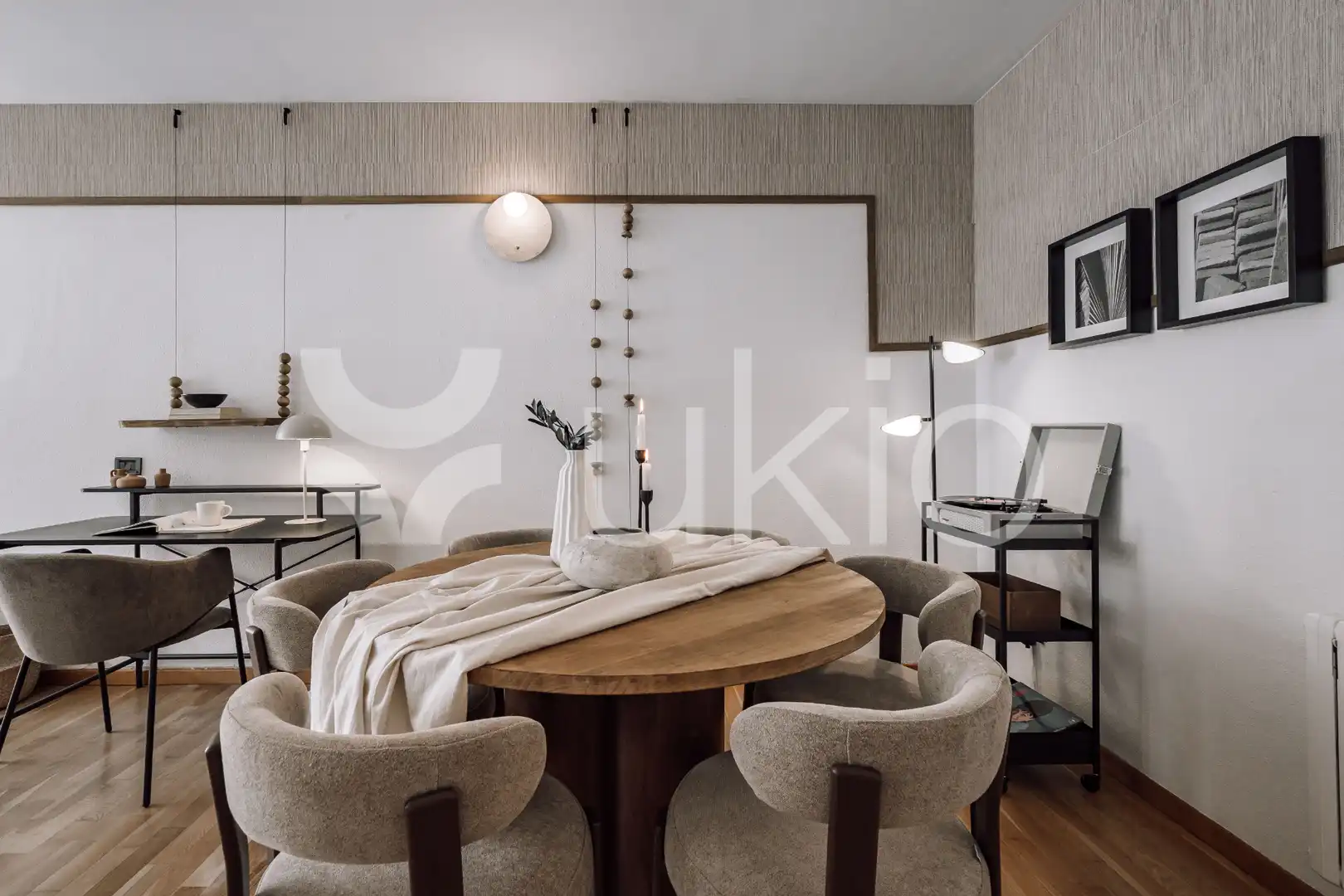 Comedor de Apartamento de alquiler en Madrid con Aire acondicionado, Calefacción y Amueblado