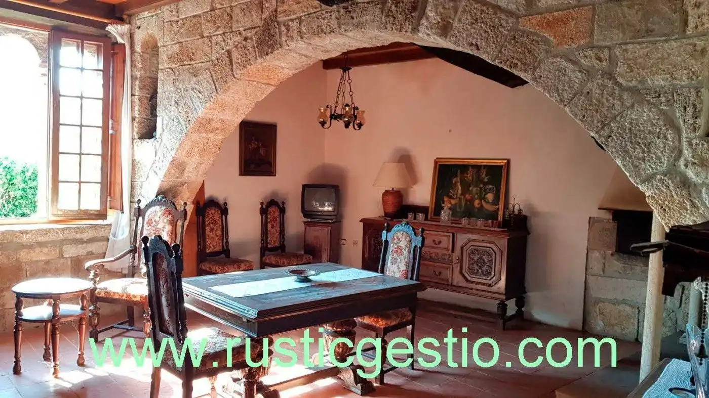 Country homes for sale in Serinyà