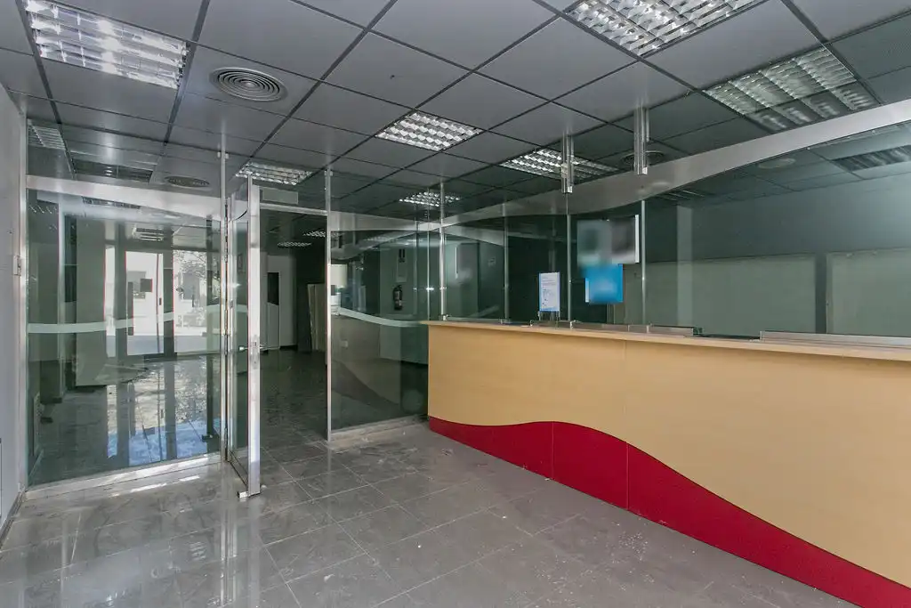 Local commercial à vendre à Cr. Vic, imagen 5