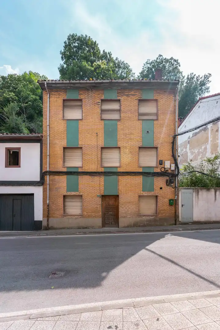 Exterior view of Buildings for sale in Aller