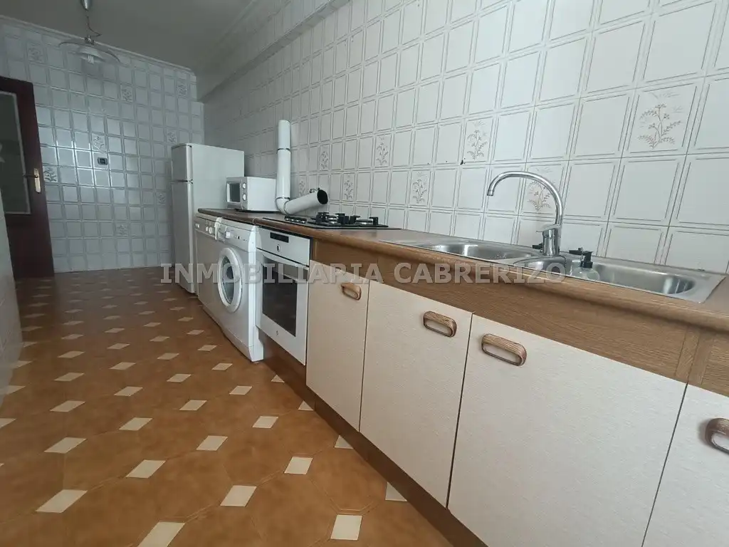 Kitchen of Apartments for sale in  Logroño  with Heating, Terrace and Storage room