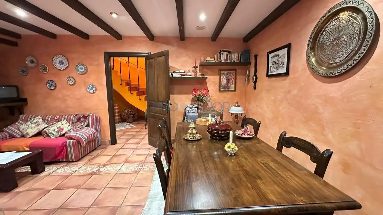 Comedor de Casa o chalet en venta en Sariegos con Calefacción, Jardín privado y Terraza