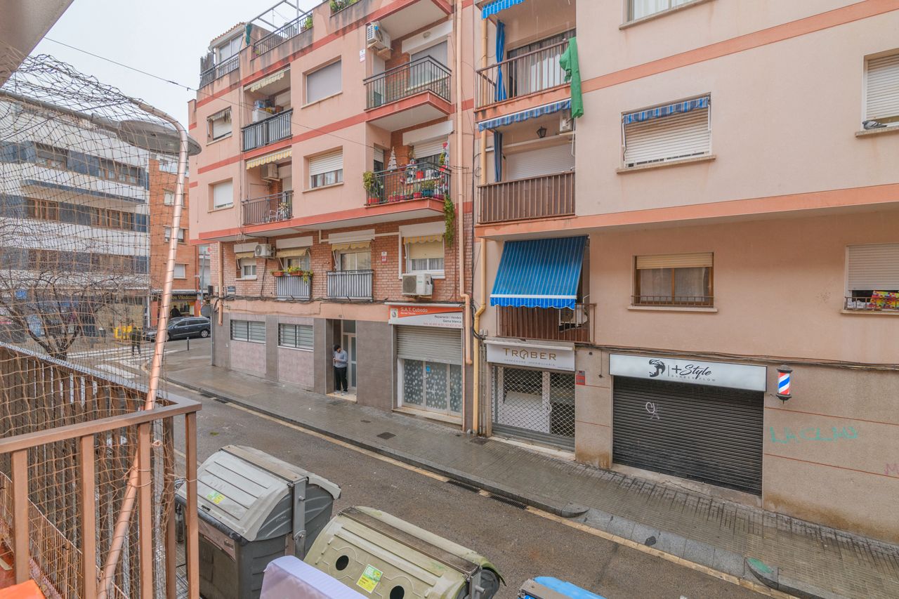 Exterior view of Flat for sale in Viladecans  with Oven and Balcony