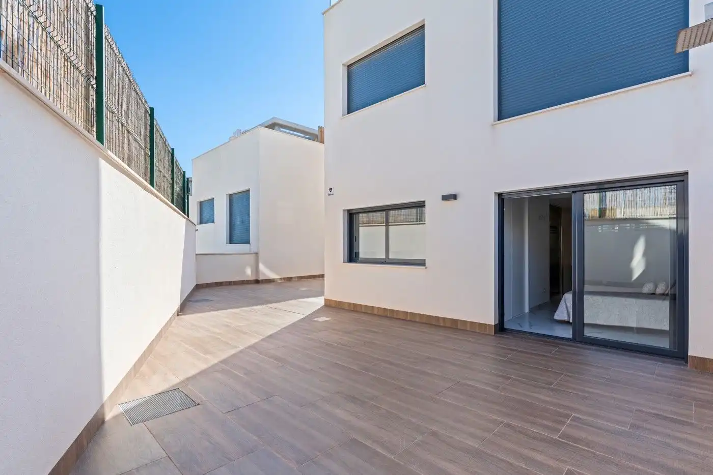 Vista exterior de Casa o chalet en venta en San Miguel de Salinas con Aire acondicionado, Calefacción y Terraza