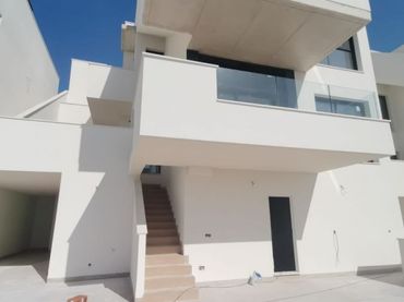Bungalow amb balcó en venda a San Miguel de Salinas