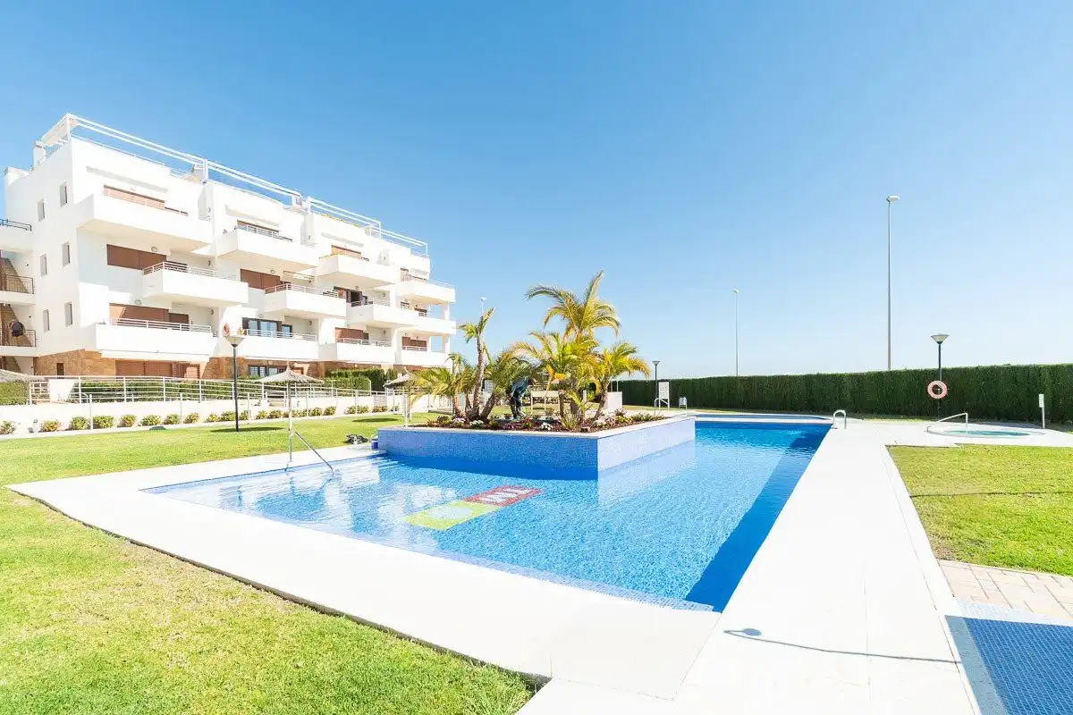 Piscina de Apartamento en venta en Orihuela con Jardín privado, Terraza y Trastero