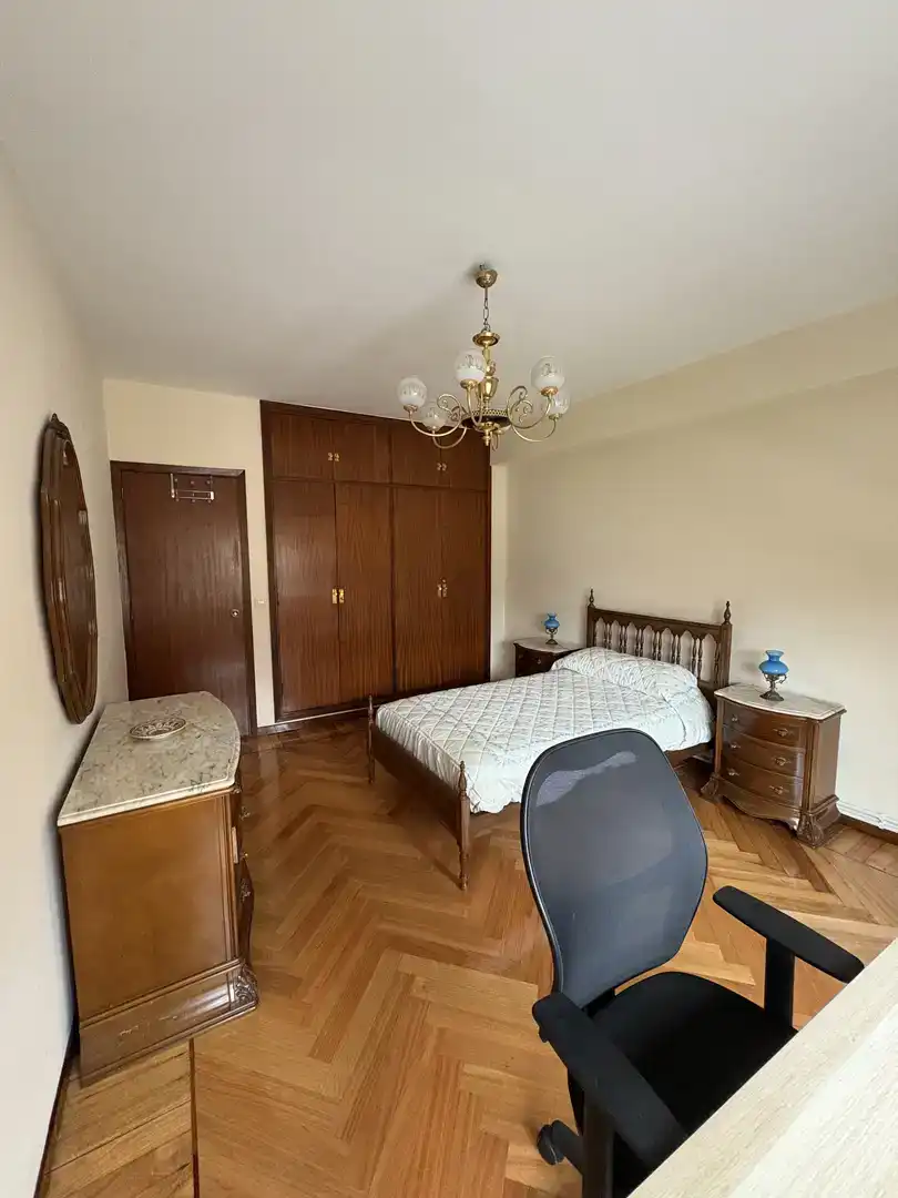 Bedroom of Flat for rent in Pontevedra Capital 