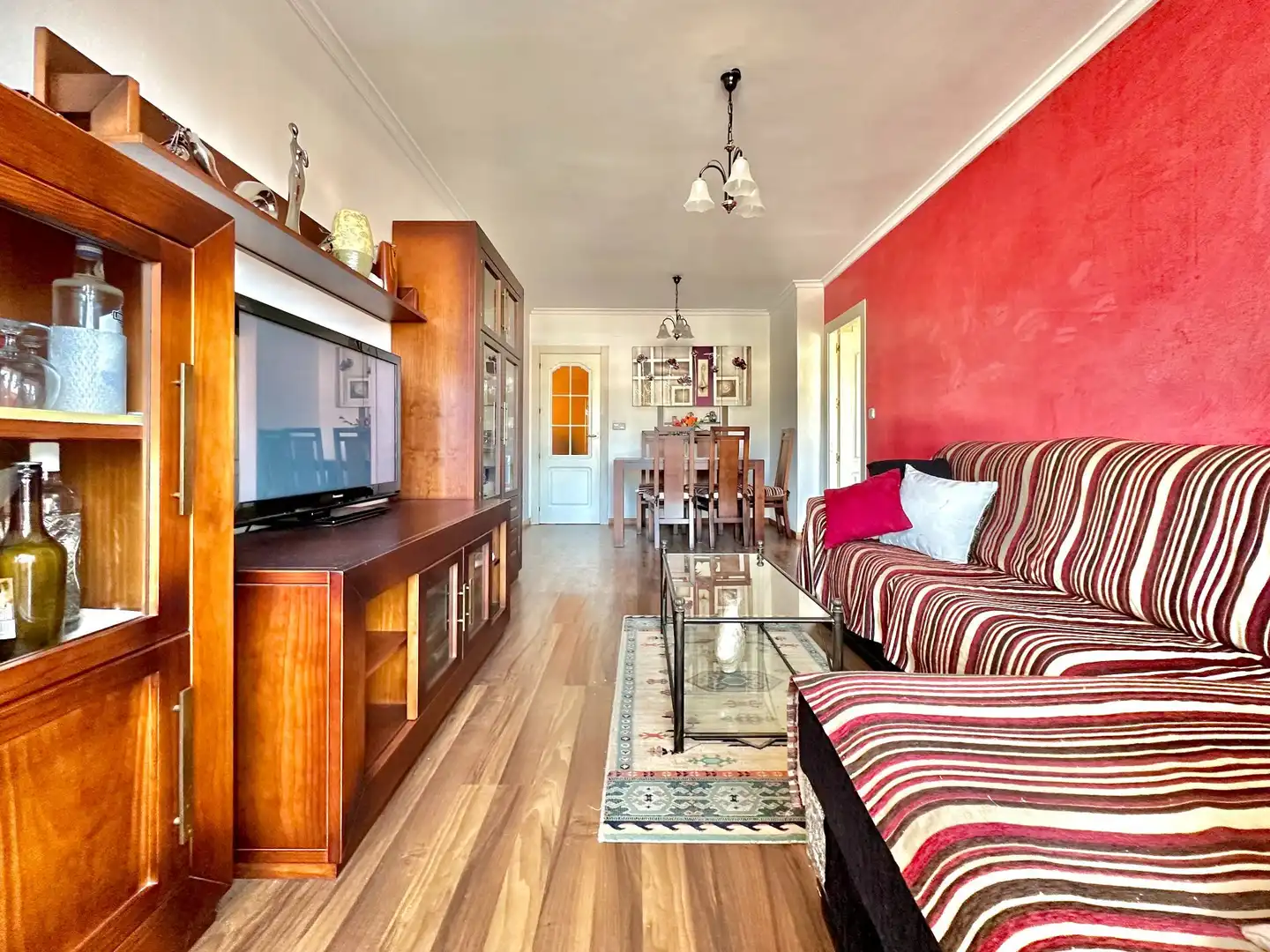 Sala de estar de Apartamento en venta en Almuñécar con Aire acondicionado, Terraza y Amueblado