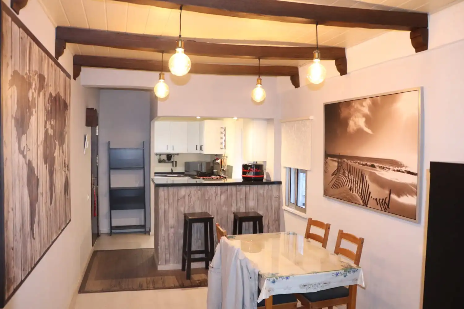 Cocina de Piso de alquiler en San Juan de Aznalfarache con Aire acondicionado y Amueblado