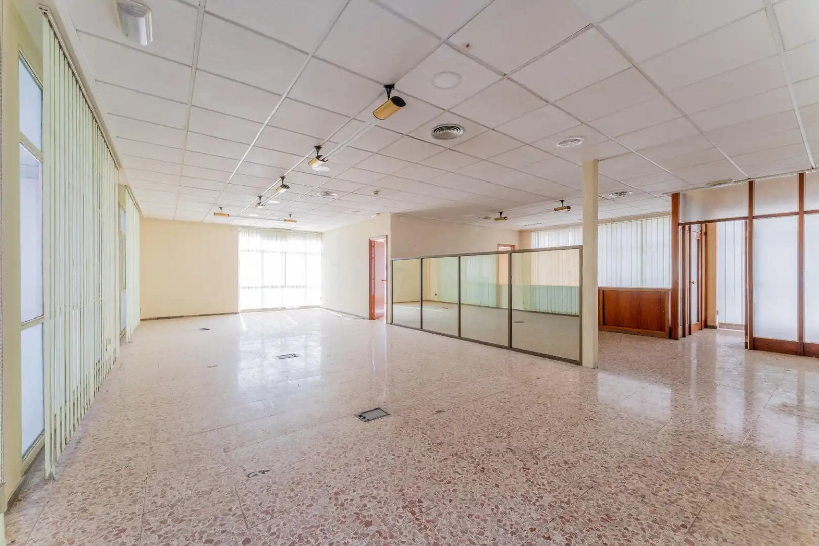Industrial buildings for rent in Elche / Elx