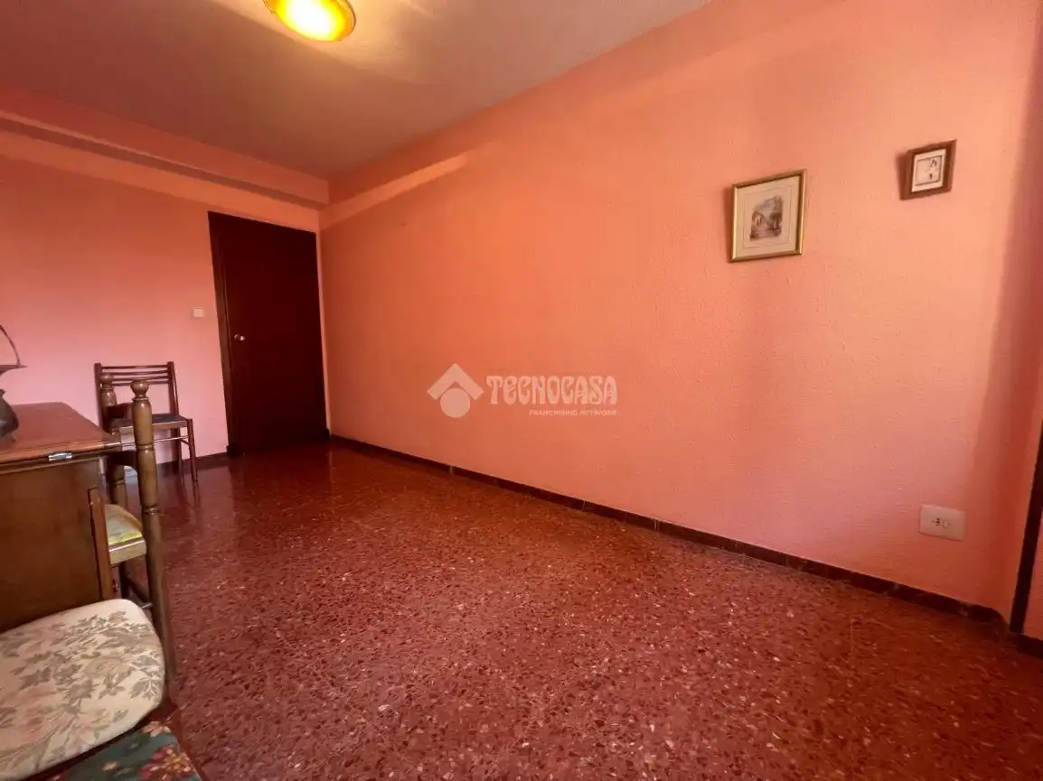 Piso en venta en Zaragoza con Calefacción y Terraza