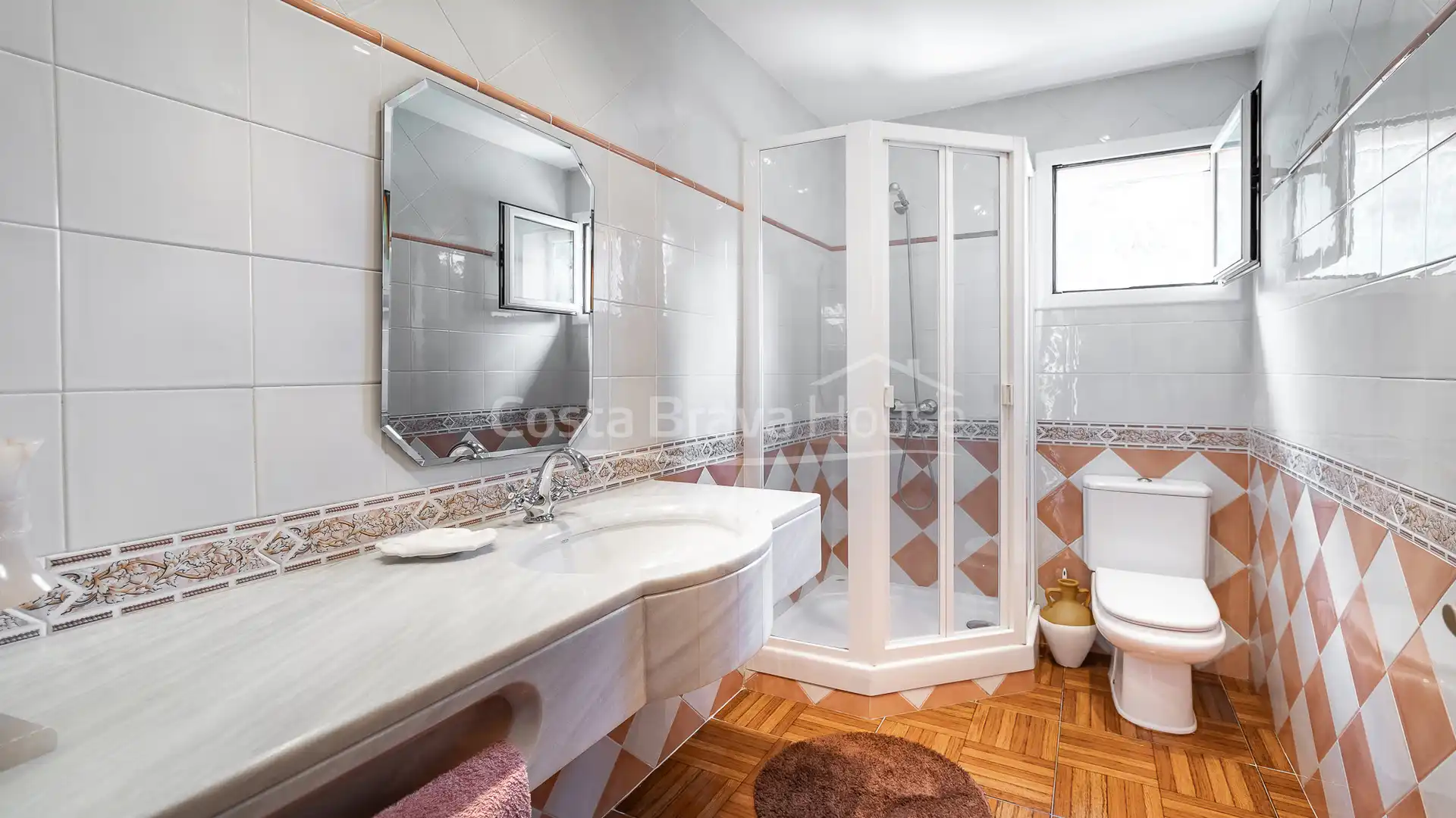 Baño de Casa o chalet en venta en Calonge i Sant Antoni con Calefacción, Jardín privado y Parquet