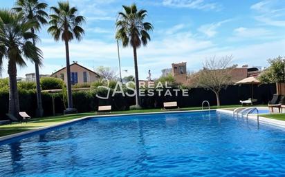 Swimming pool of Flat for sale in Alicante / Alacant  with Terrace, Swimming Pool and Furnished