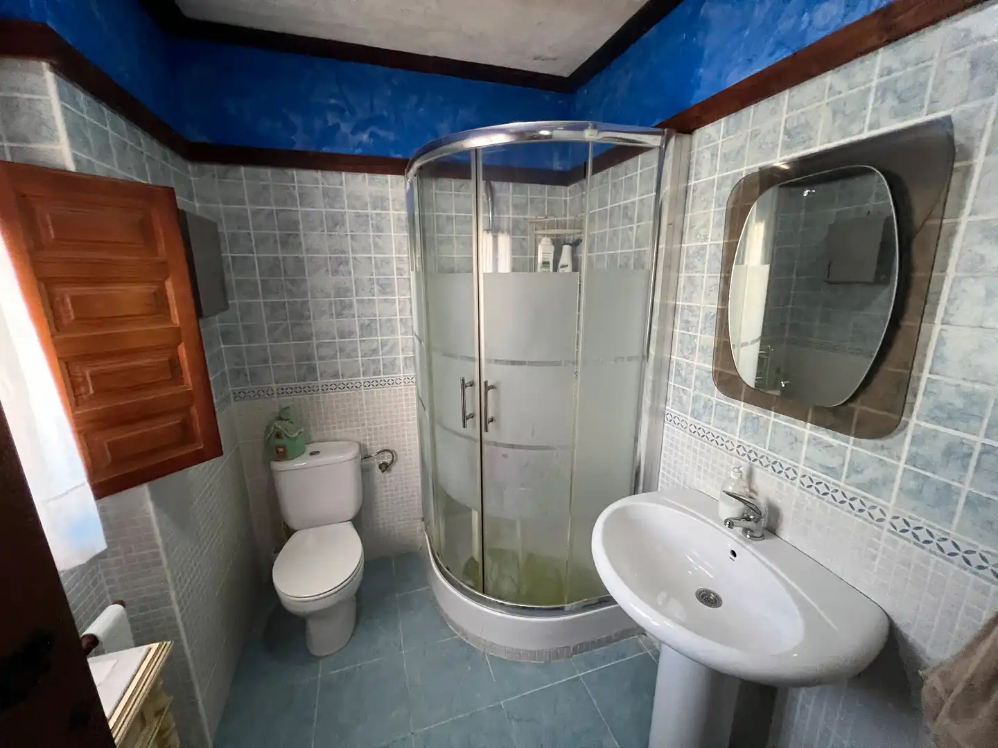 Badezimmer von Geschaftsraum zum Verkauf in Bulbuente