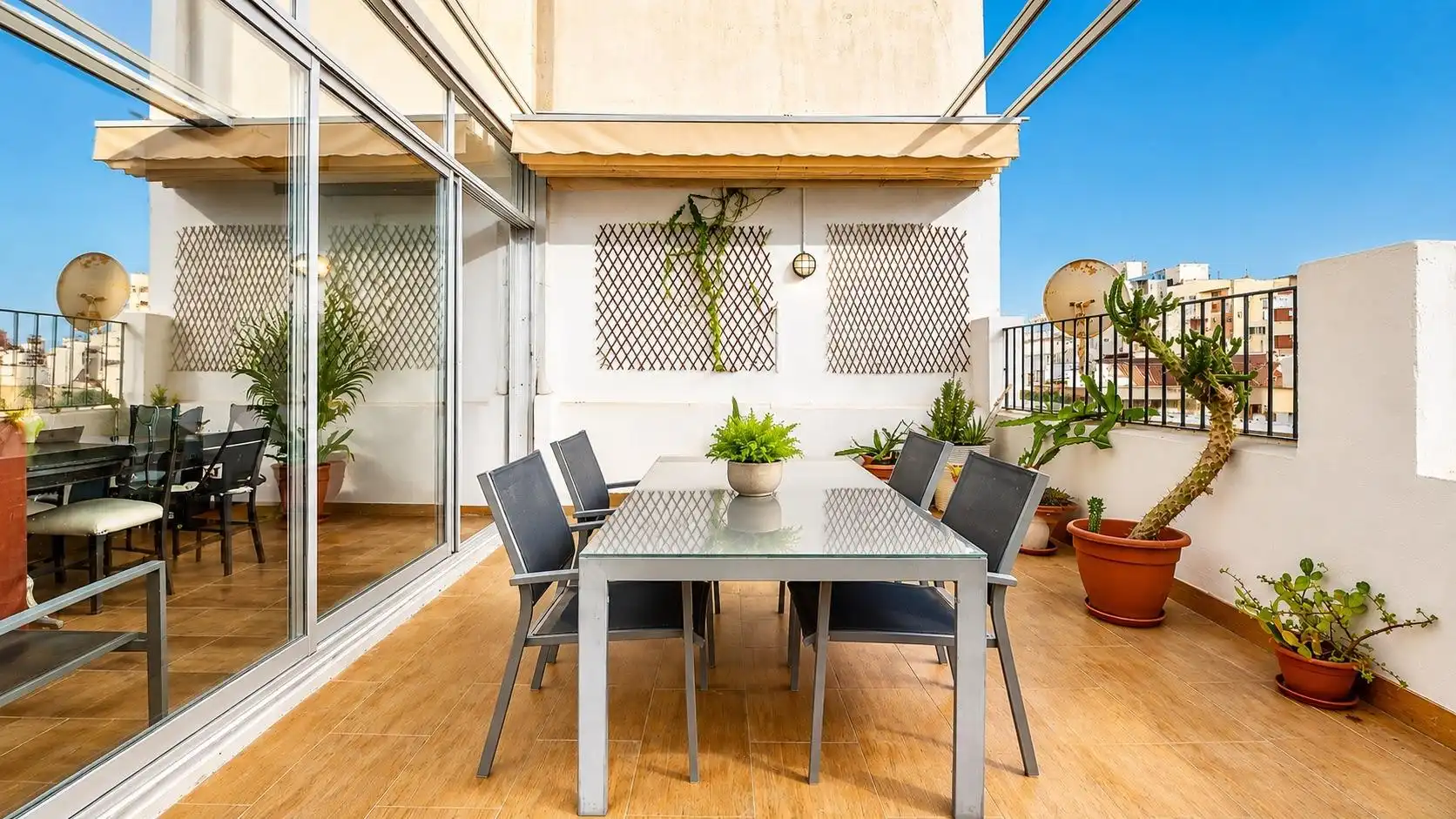 Terraza de Piso en venta en Almería con Aire acondicionado, Calefacción y Balcón