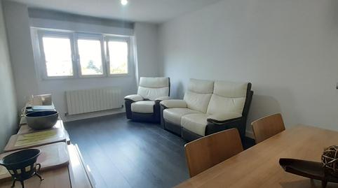 Foto 2 de Piso de alquiler en Plaza de Los Castaños, Barañáin / Barañain, Navarra