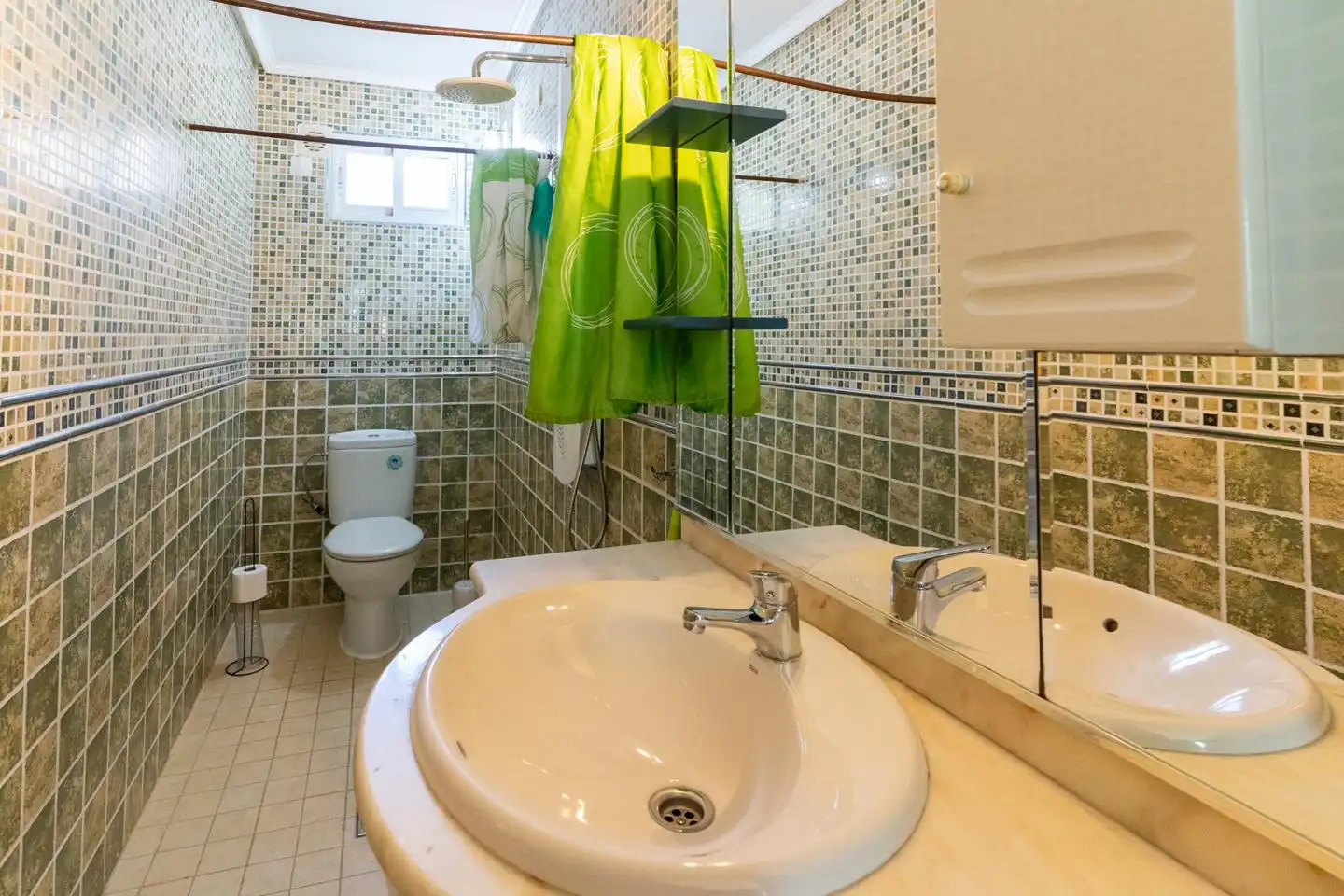 Bathroom of Houses for sale in Elche / Elx  with Air Conditioner, Private garden and Terrace