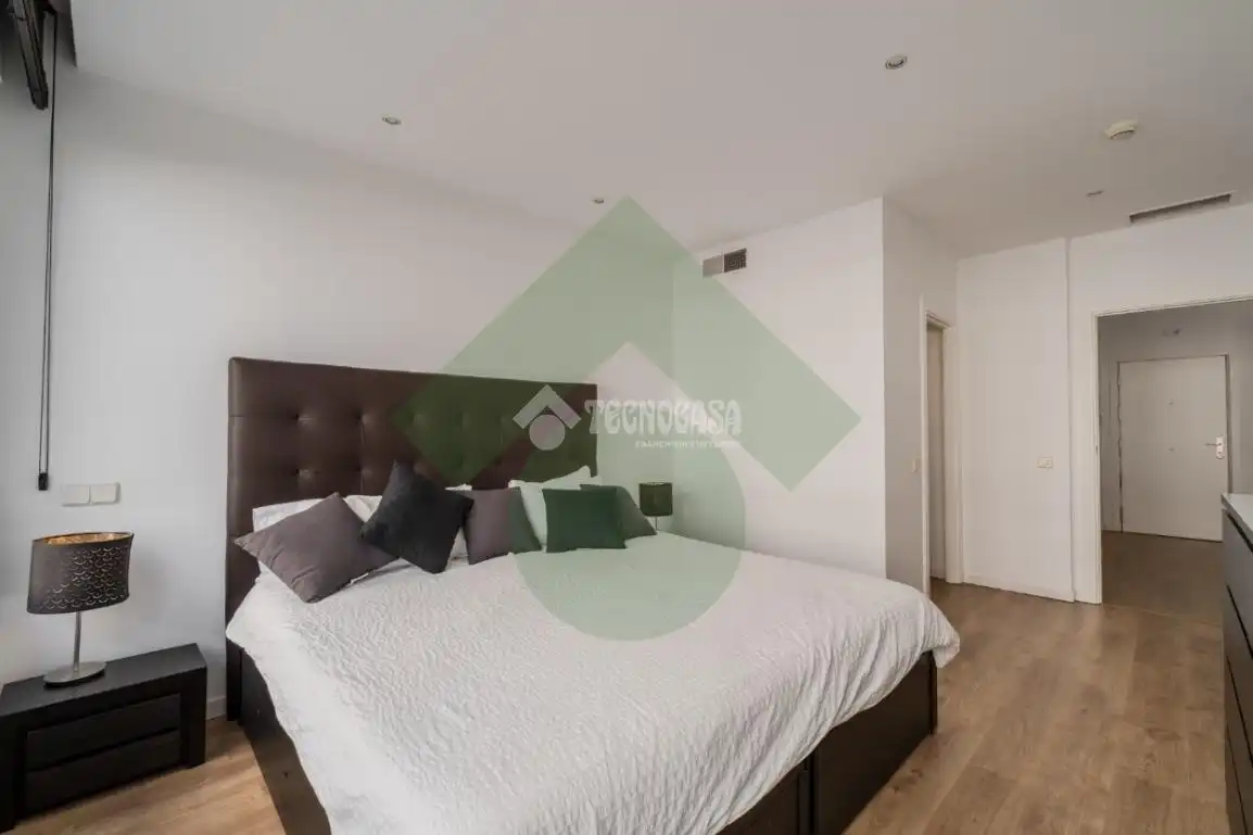 Schlafzimmer von Wohnung zur Miete in Madrid