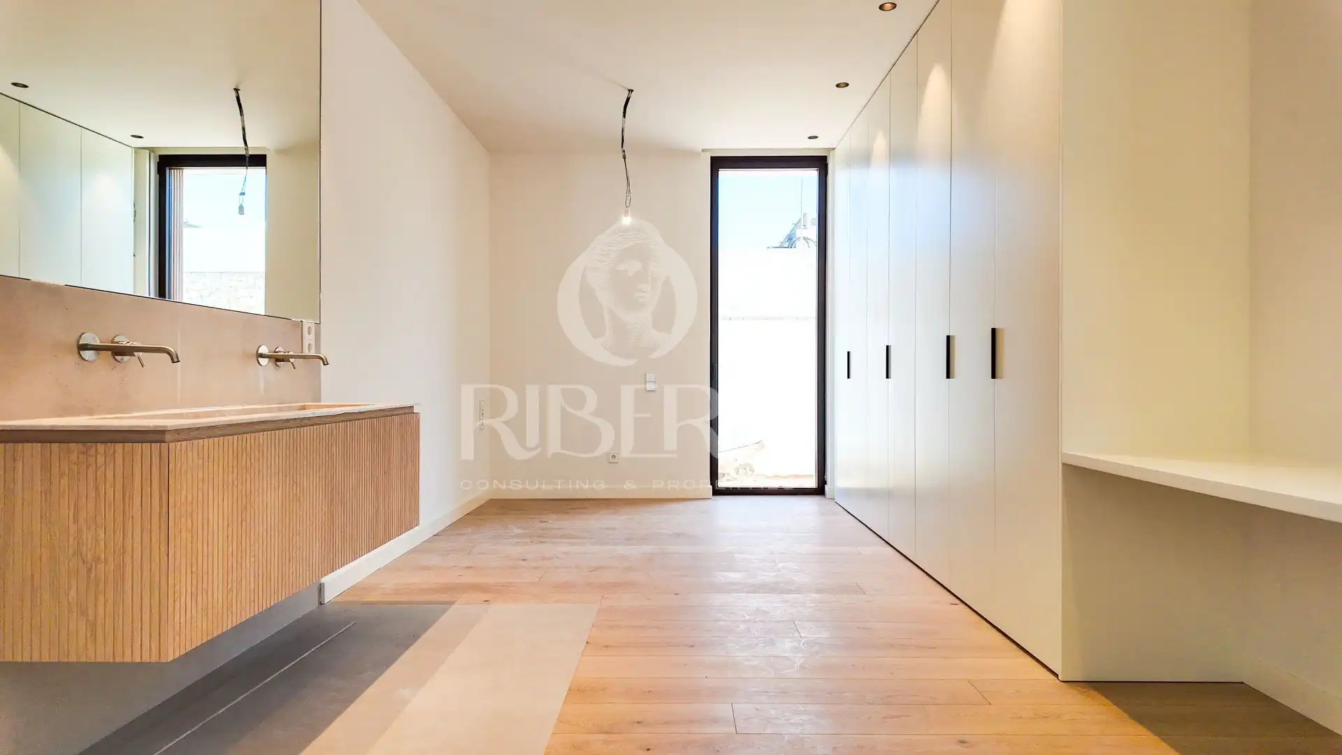 Habitación de Casa o chalet en venta en L'Eliana con Aire acondicionado, Calefacción y Jardín privado