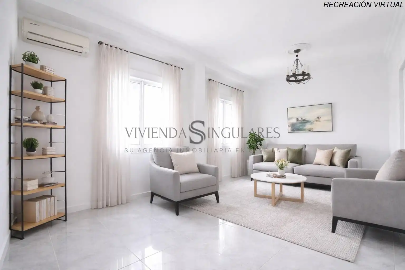 Sala d'estar de Pis en venda en Sevilla amb Aire condicionat