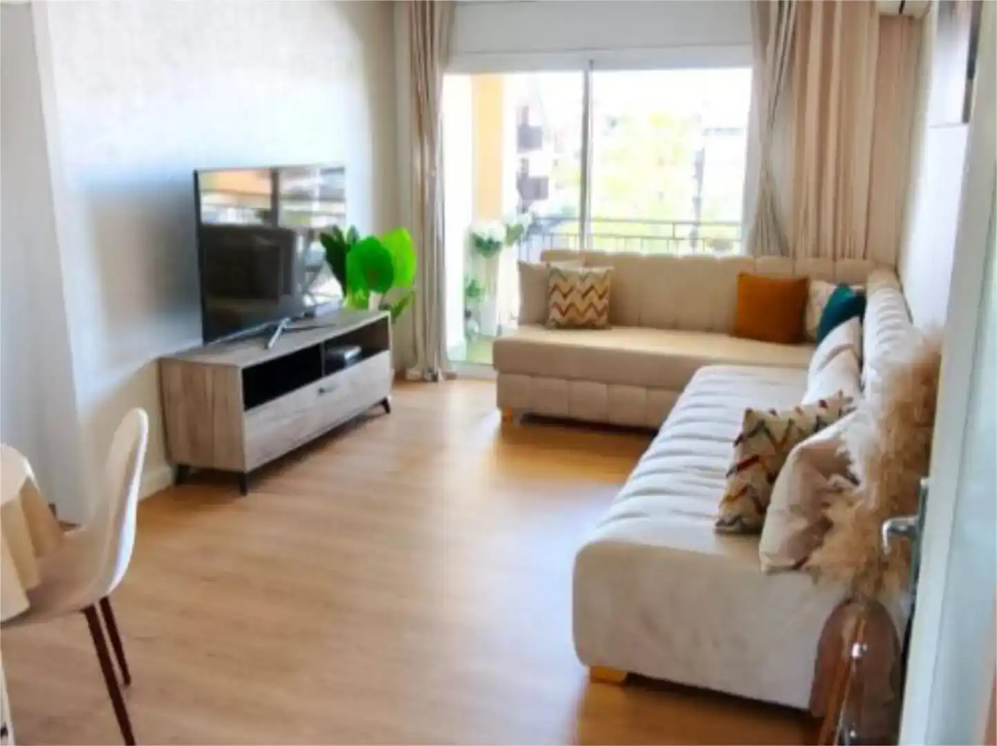 Wohnzimmer von Wohnung zum Verkauf in Cubelles mit Klimaanlage und Balkon