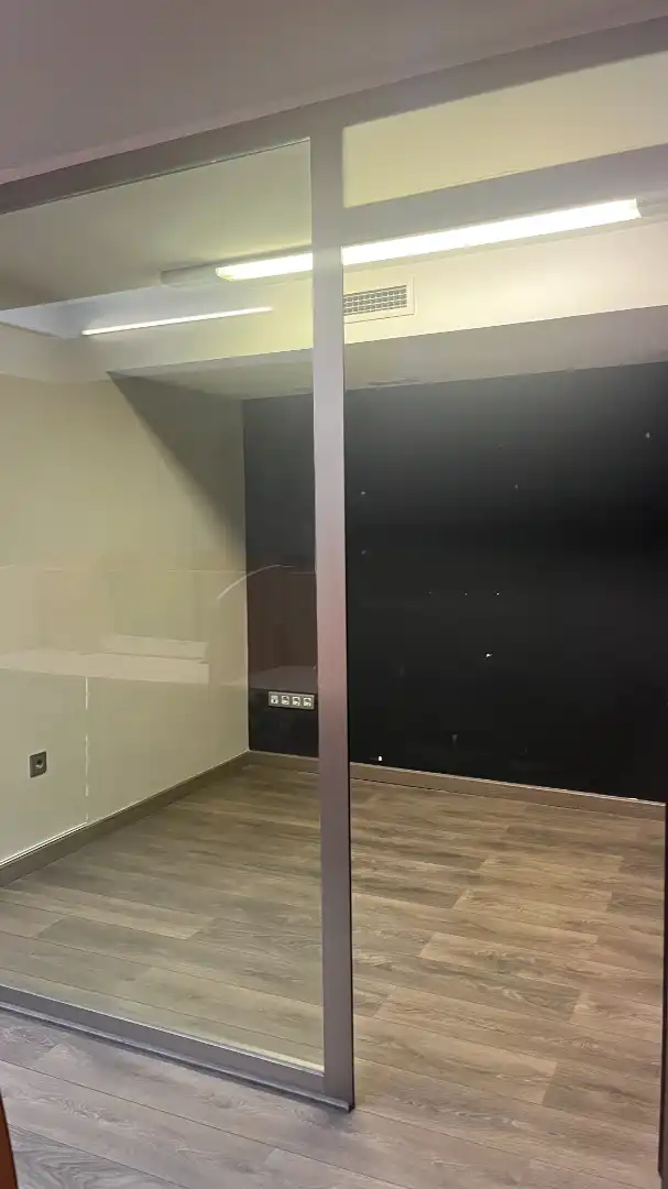 Bedroom of Office for rent in Valencia  with Furnished