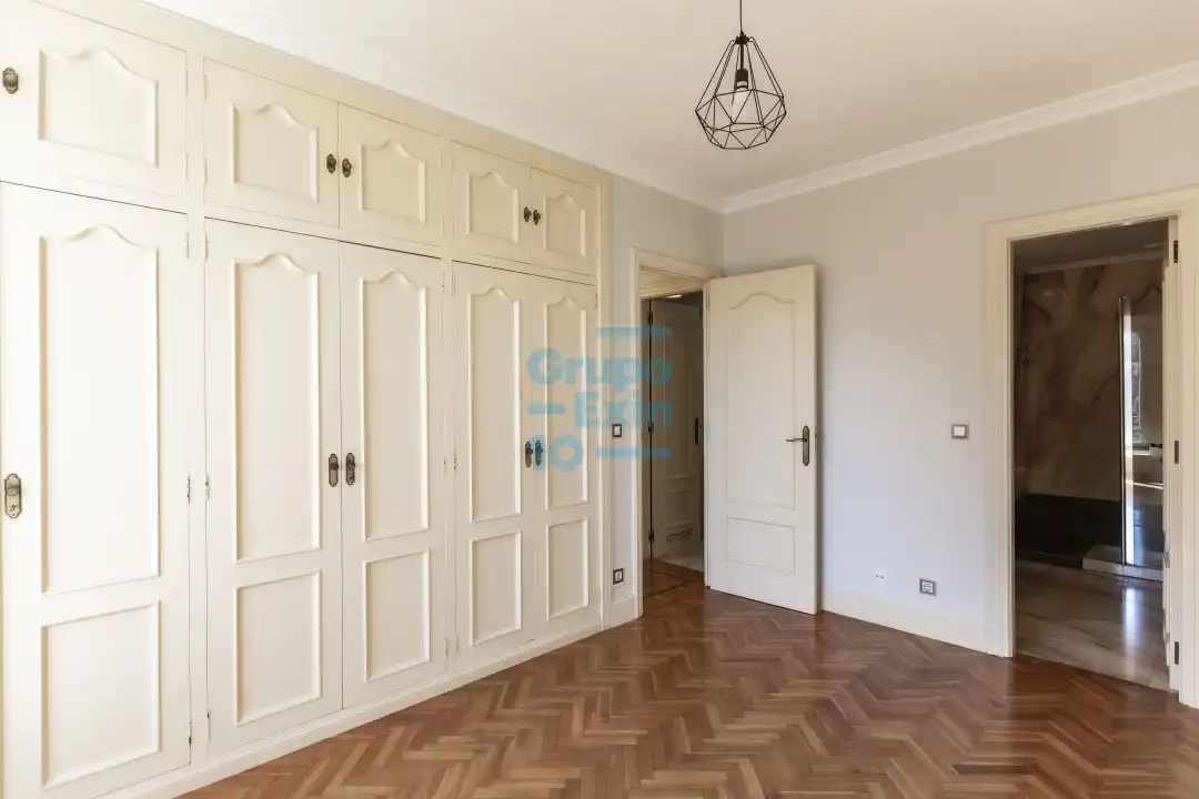 Habitación de Piso de alquiler en Donostia - San Sebastián  con Balcón