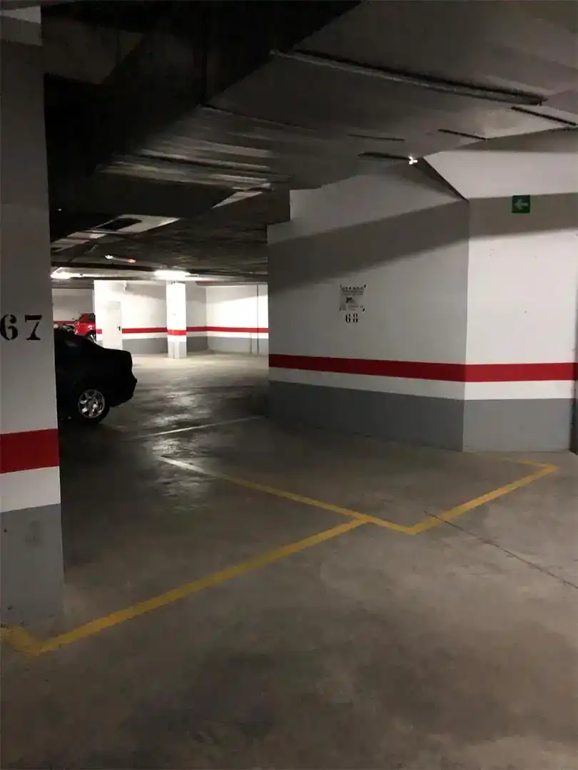 Aparcament de Garatge en venda en Sevilla