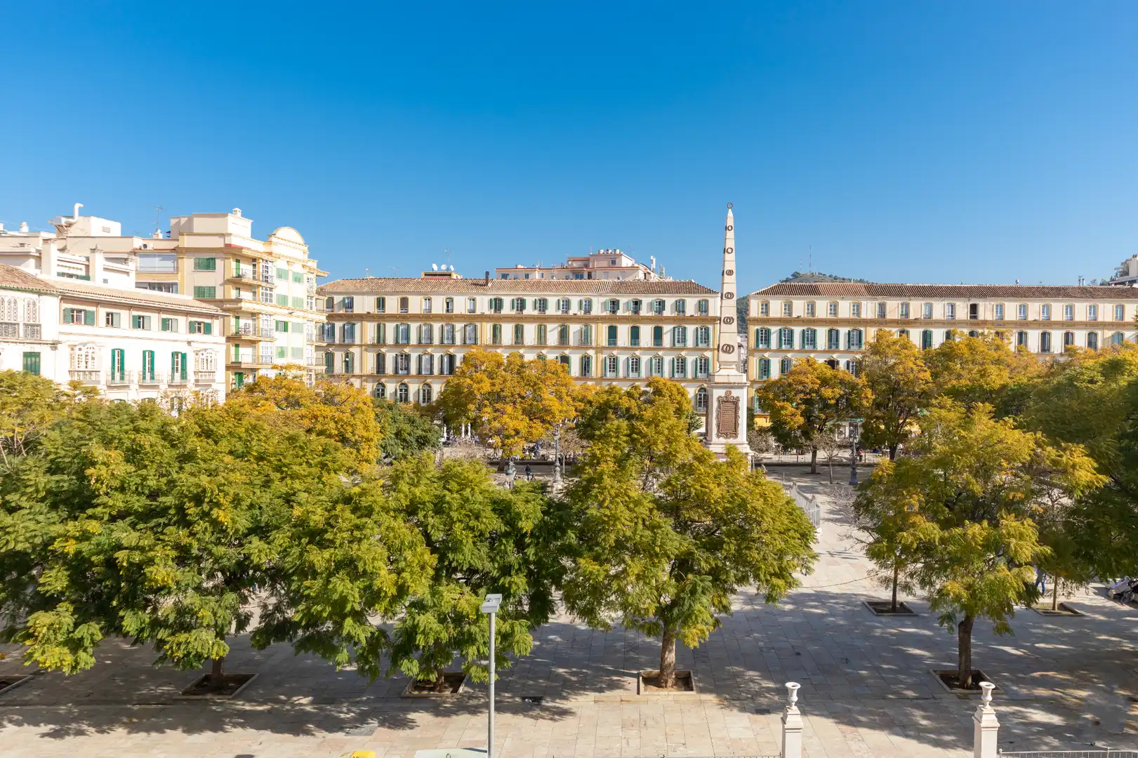 Vista exterior de Edifici en venda en Málaga