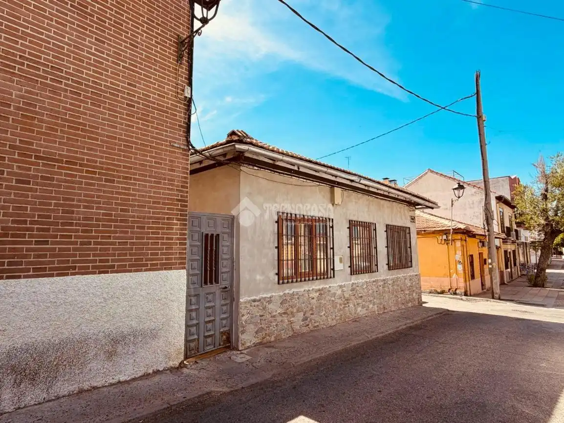 Vista exterior de Casa o xalet en venda en Arganda del Rey