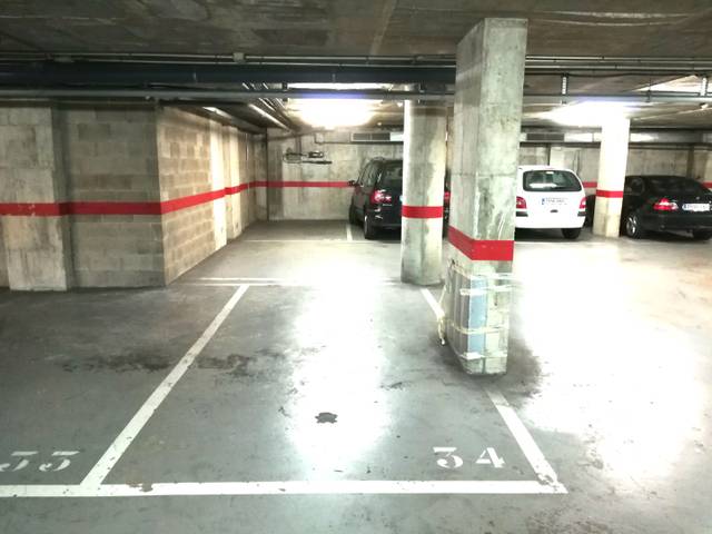 Garaje en Alquiler en Carrer del Doctor Trueta, 58 en La Vila Olímpica del Poblenou