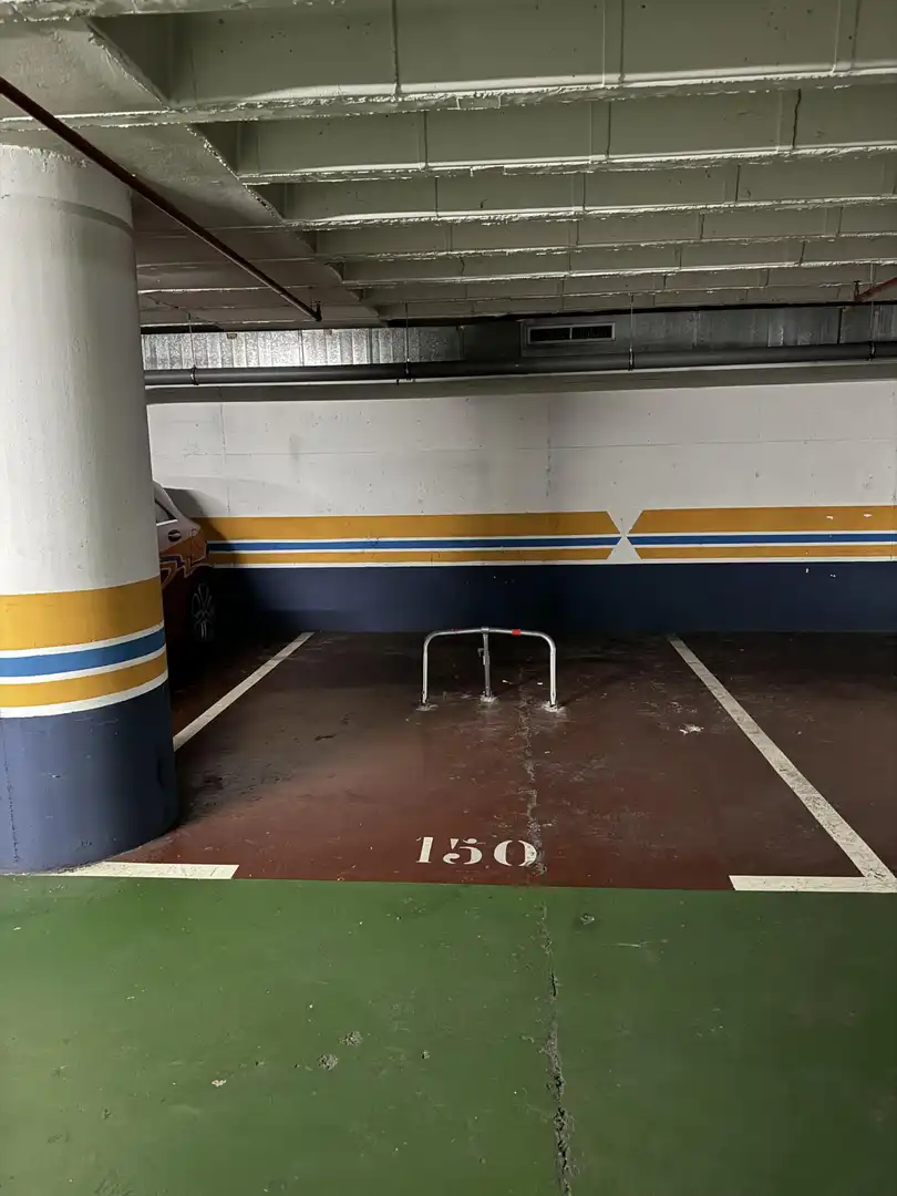 Parking de Piso en venta en Zaragoza con Terraza y Trastero
