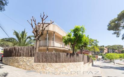 Exterior view of House or chalet for sale in Castelldefels  with Heating, Private garden and Terrace