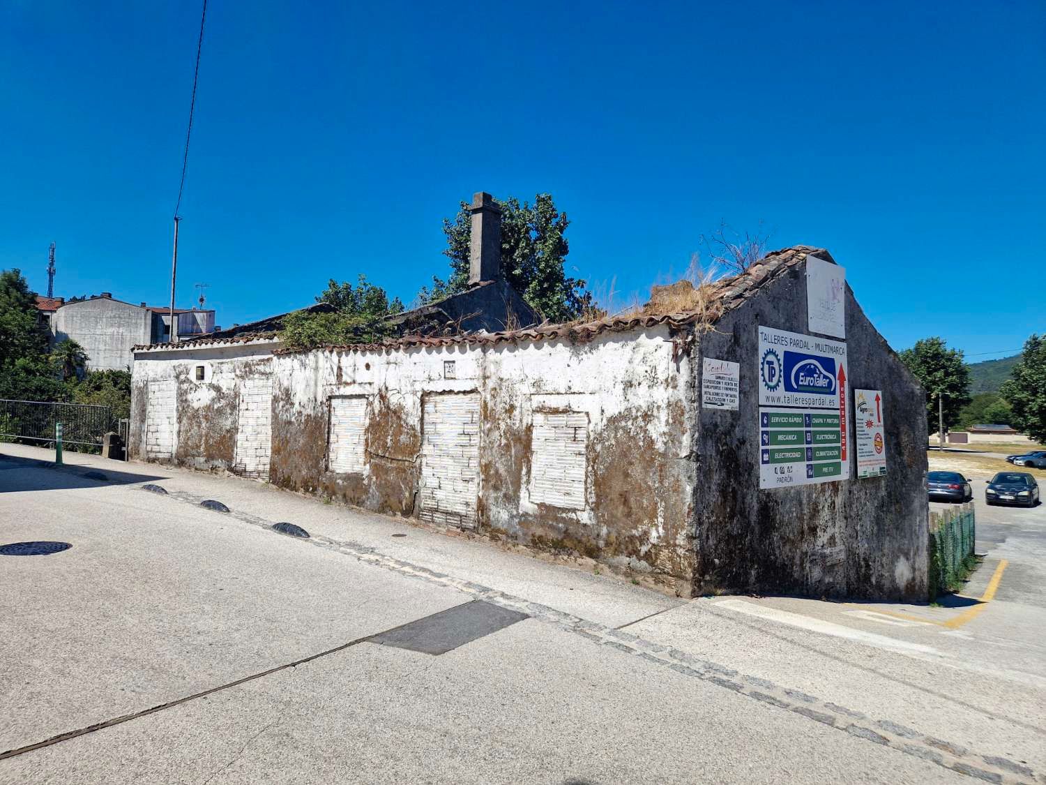 Vista exterior de Casa o xalet en venda en Padrón amb Traster