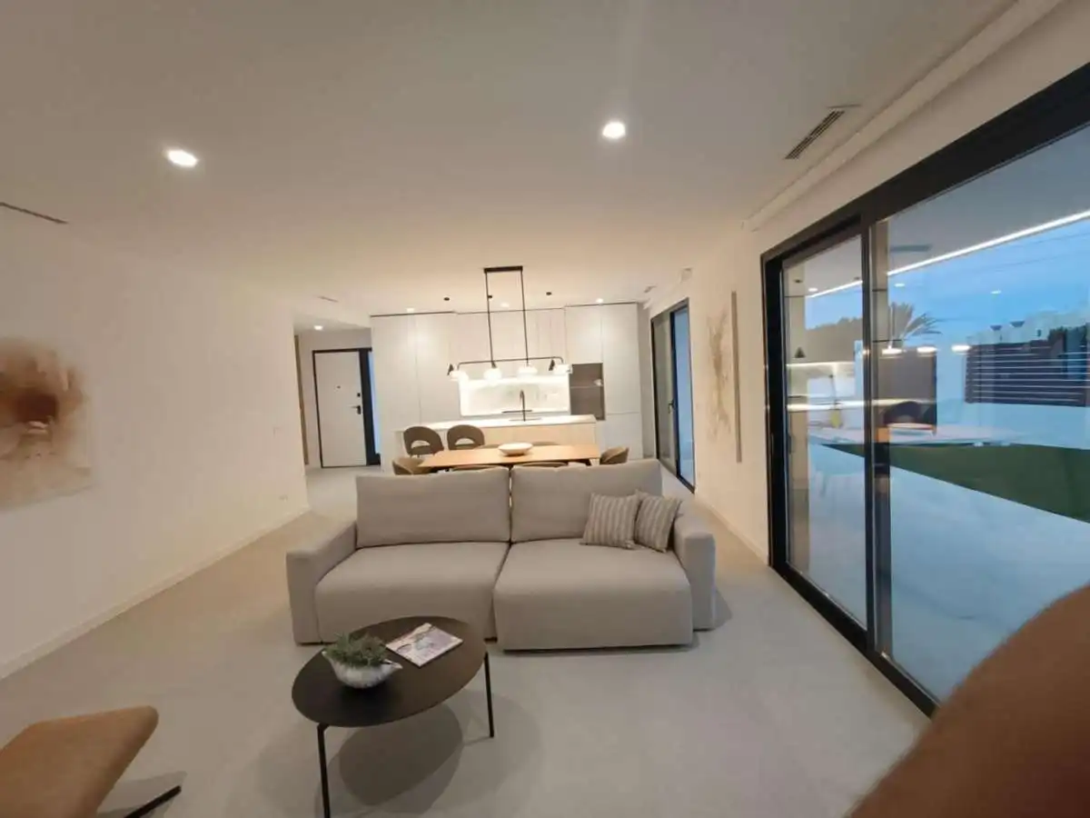 Sala de estar de Casa o chalet en venta en Rojales con Jardín privado, Terraza y Internet
